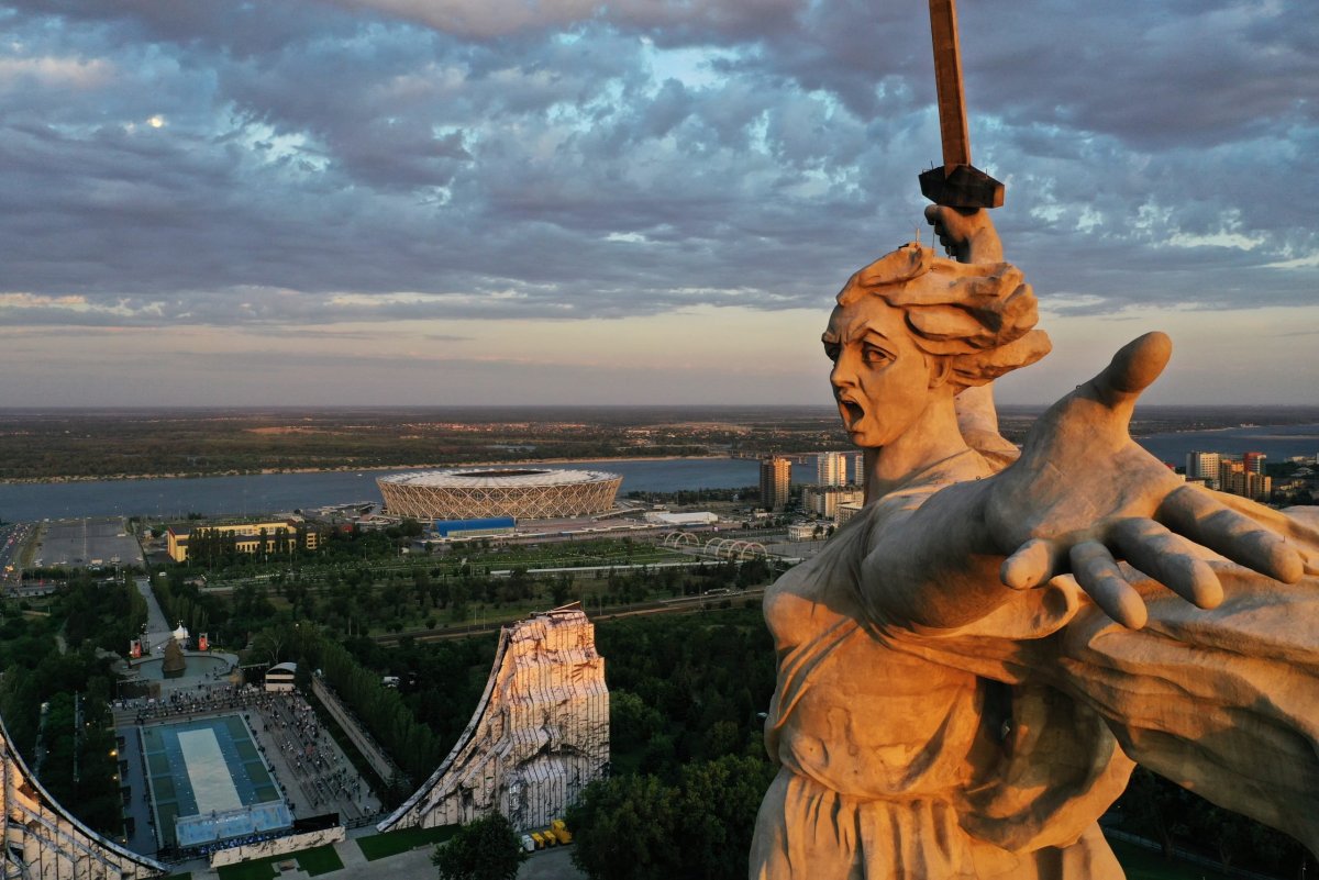 Памятник Родина мать в Волгограде