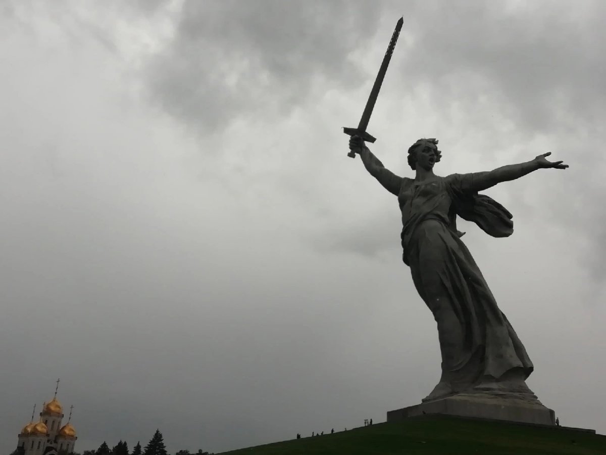Родина мать зеленка