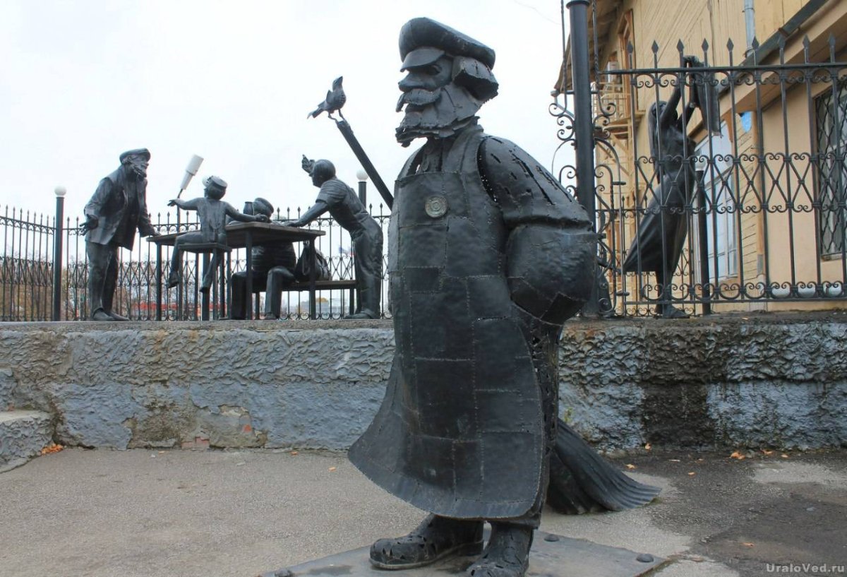 Памятники города Березовский Свердловская область