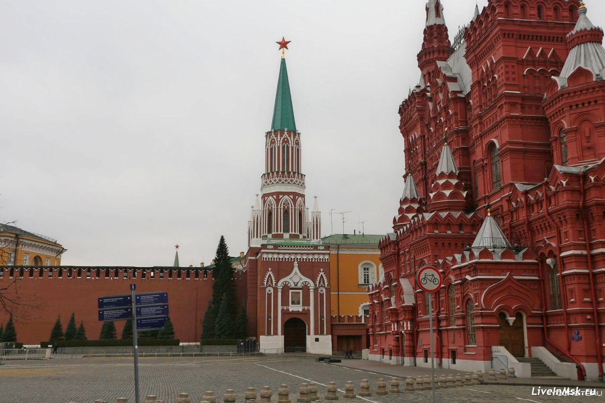 Башни Московского Кремля Никольская башня