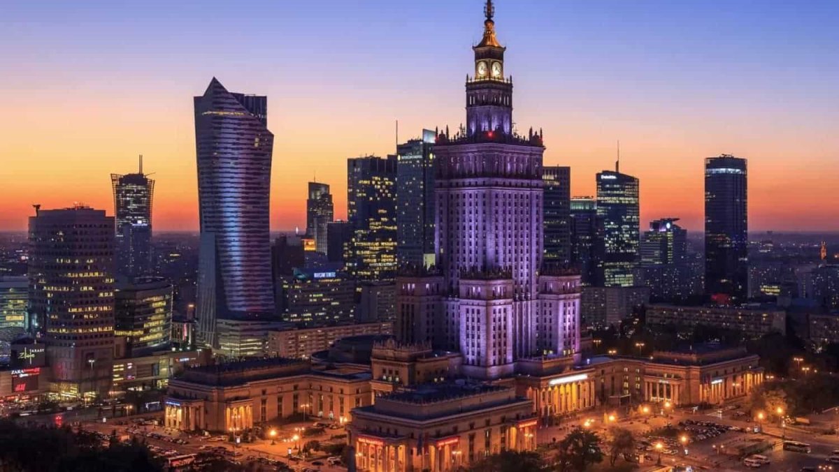 Палас науки и культуры в Варшаве