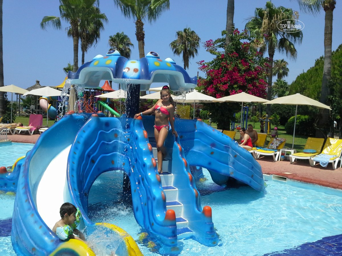 1. MC Beach Resort Hotel 5*- 158600