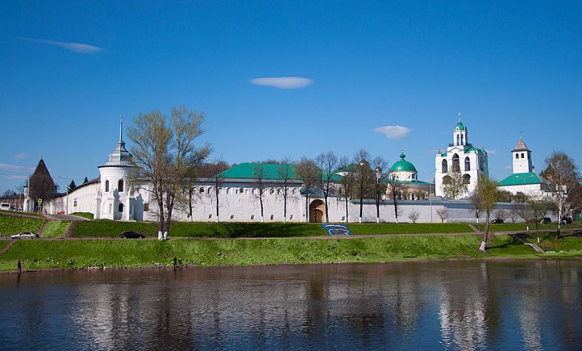 Спасо-Преображенский мужской монастырь Ярославль