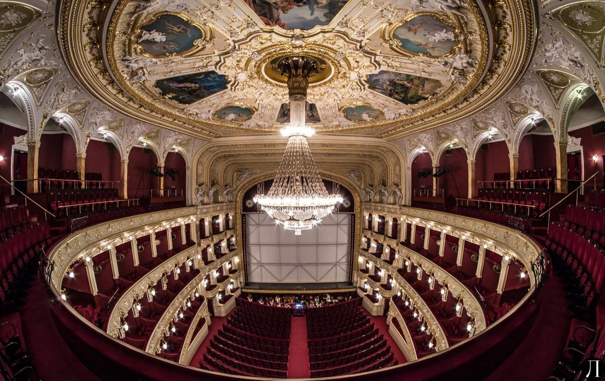 оперный театр в краснодаре